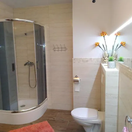 Bialy Domek, Gołdap